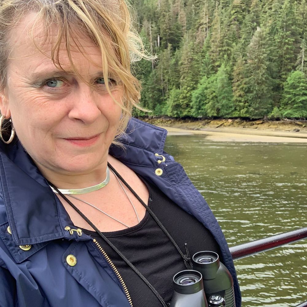 Meet your Posher, Barb🇨🇦 Fun Fashions